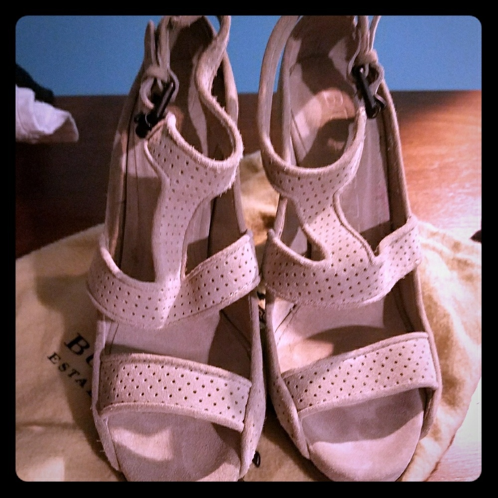 Burberry dove-grey Leather and Wood Heels